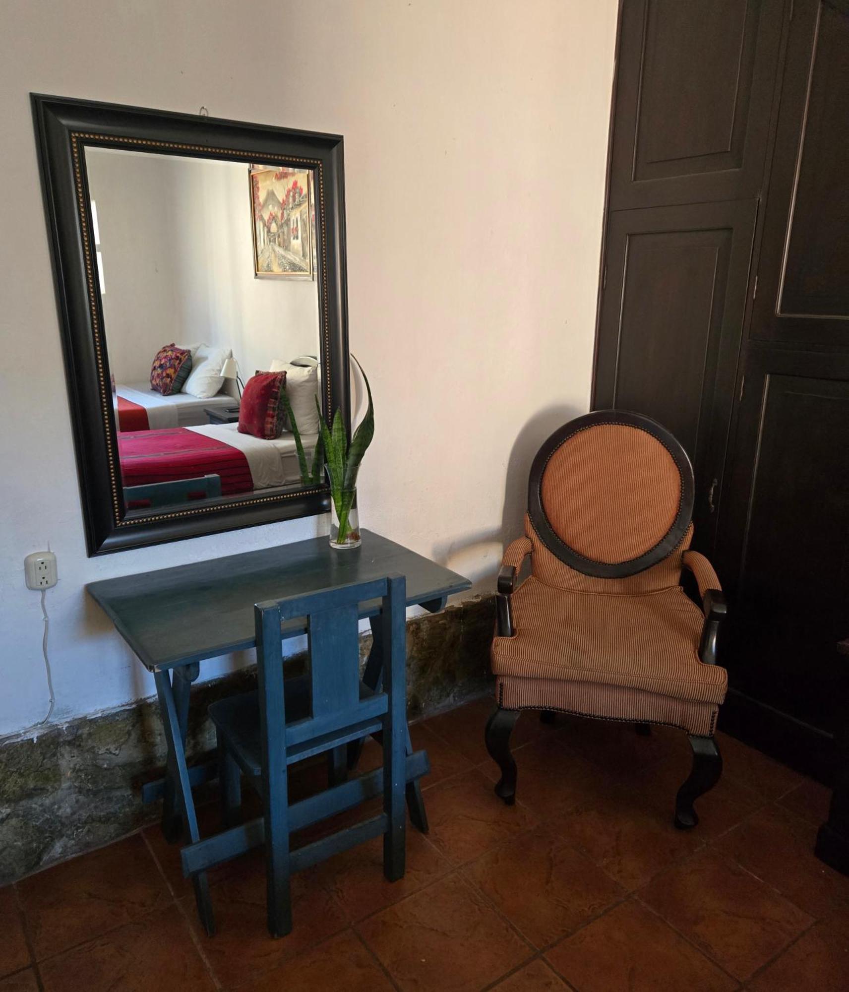 Отель Casa Santiago Son Антигуа-Гватемала Экстерьер фото